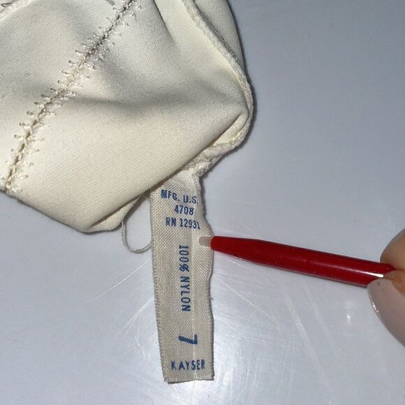 Vtg new in packaging Kayser white nylon gloves - Picture 4 of 6